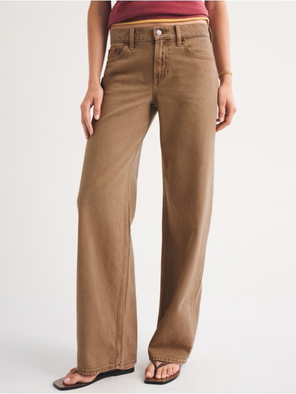 Abercrombie Low Rise Ultra Loose Jean (26 Short, Classic)